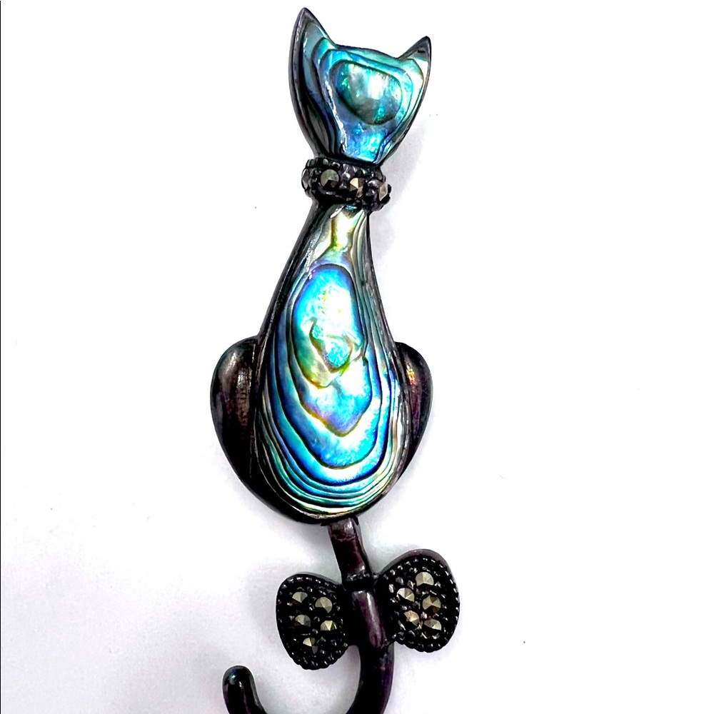 Pendant kitten Sterling Silver NF925 with rhinestones and abalone shell